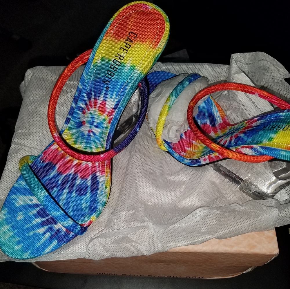 (SOLD) BRAND NEW Multi-color